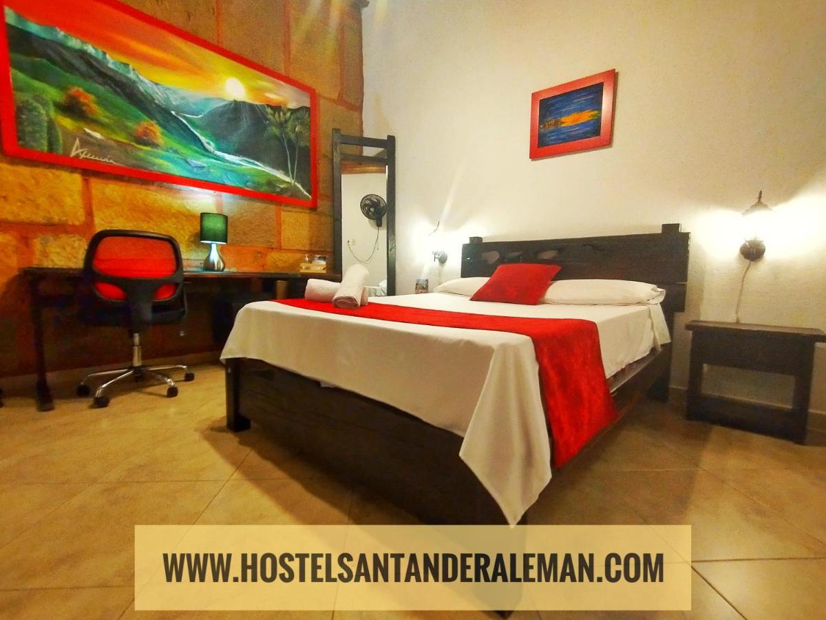 Santander Aleman Hostel 圣希尔 外观 照片