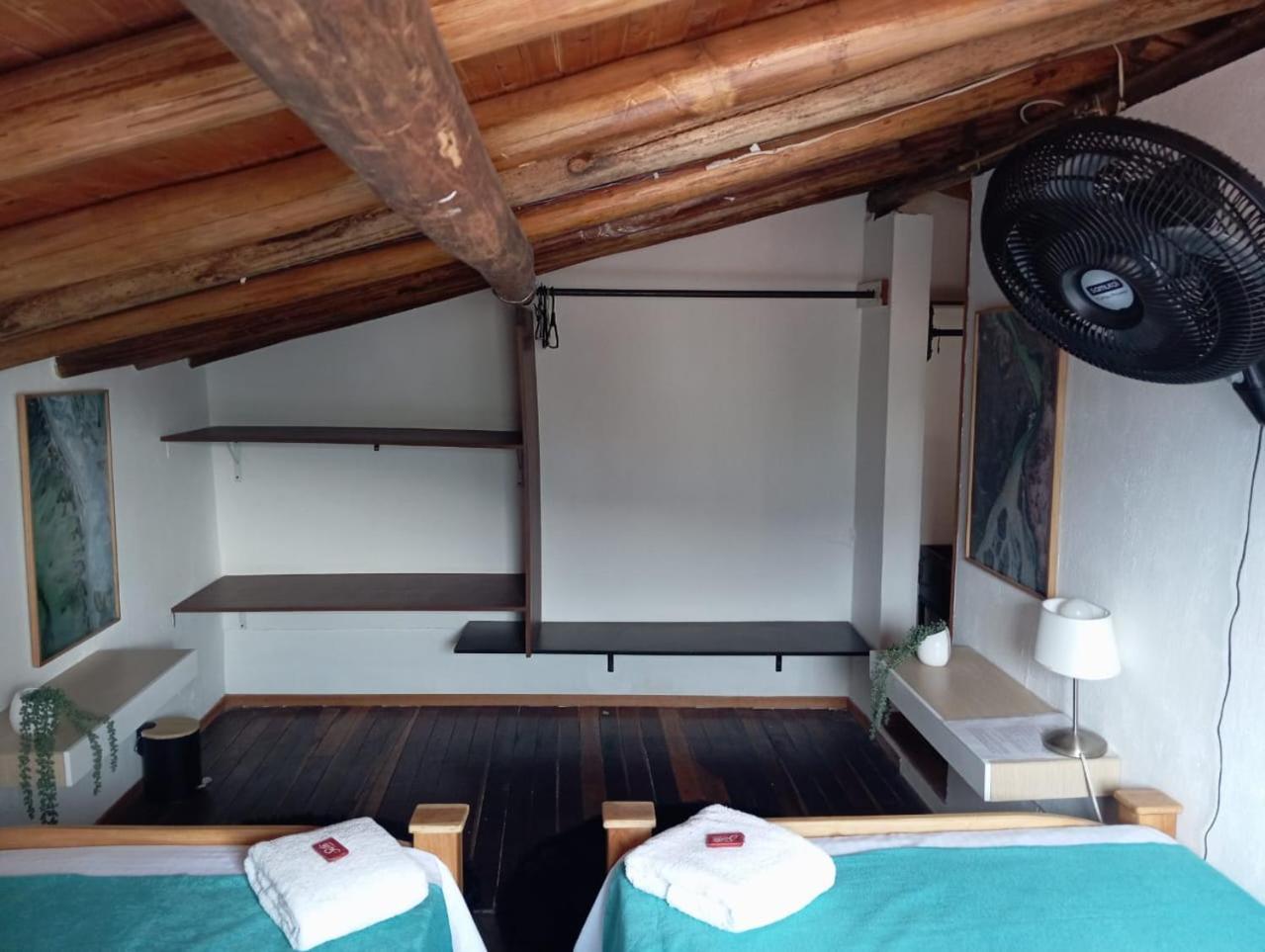 Santander Aleman Hostel 圣希尔 外观 照片