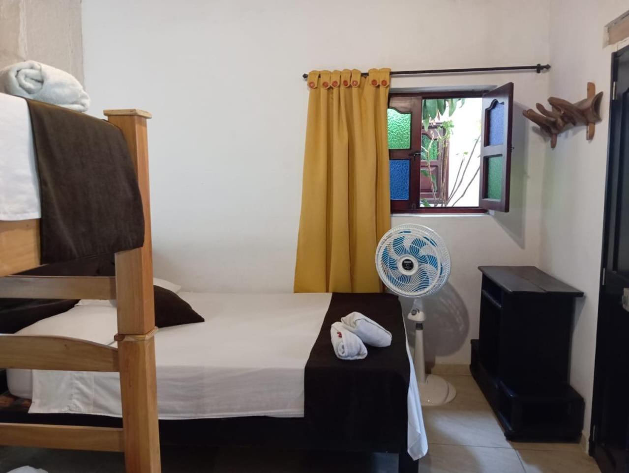 Santander Aleman Hostel 圣希尔 外观 照片