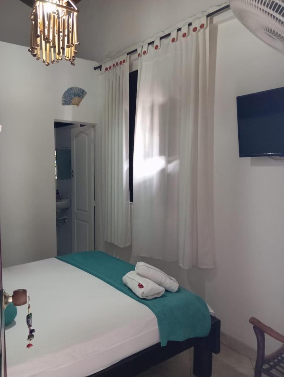 Santander Aleman Hostel 圣希尔 外观 照片